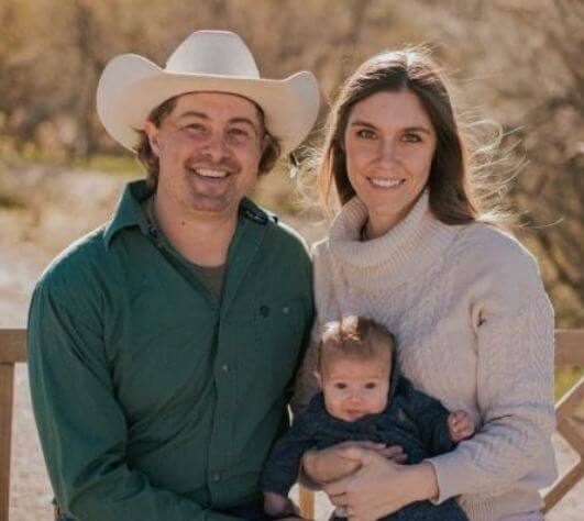 Alfred Ellison son Brady Ellison with his family.